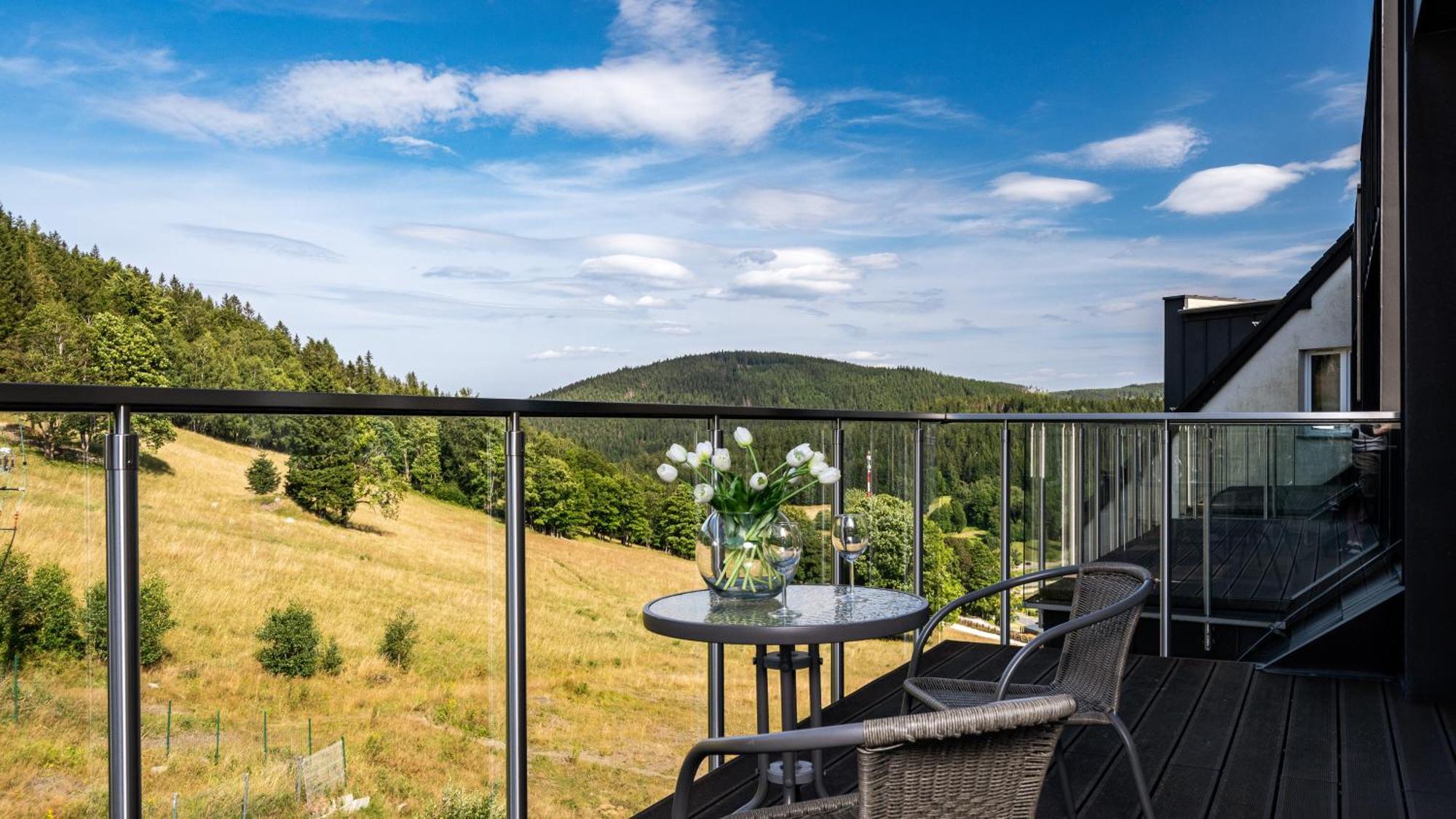Panorama - Czarna Gora Resort By Sun & Snow Stronie Śląskie Eksteriør billede